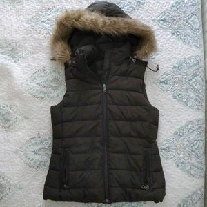 Banana Republic Hooded Puffy Vest
